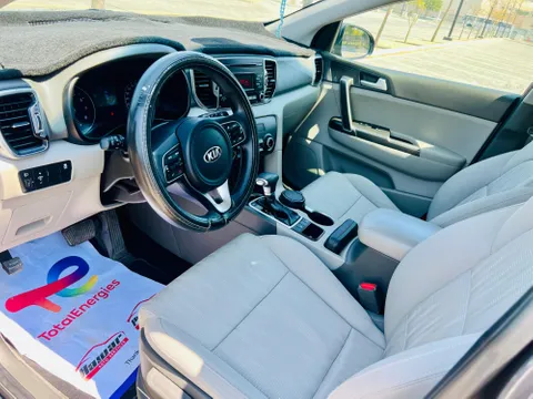Kia Sportage 1.6L LX (FWD) 2018