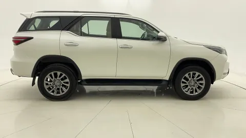 Toyota Fortuner 2022