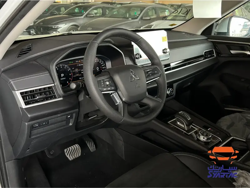 Mitsubishi Outlander 2024