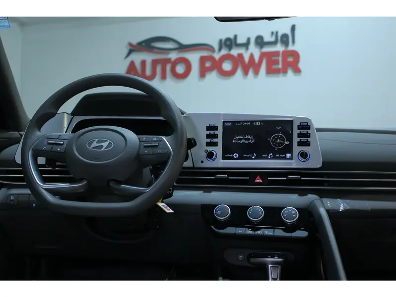 Hyundai Elantra 2025