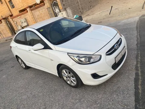 Hyundai Accent 2015