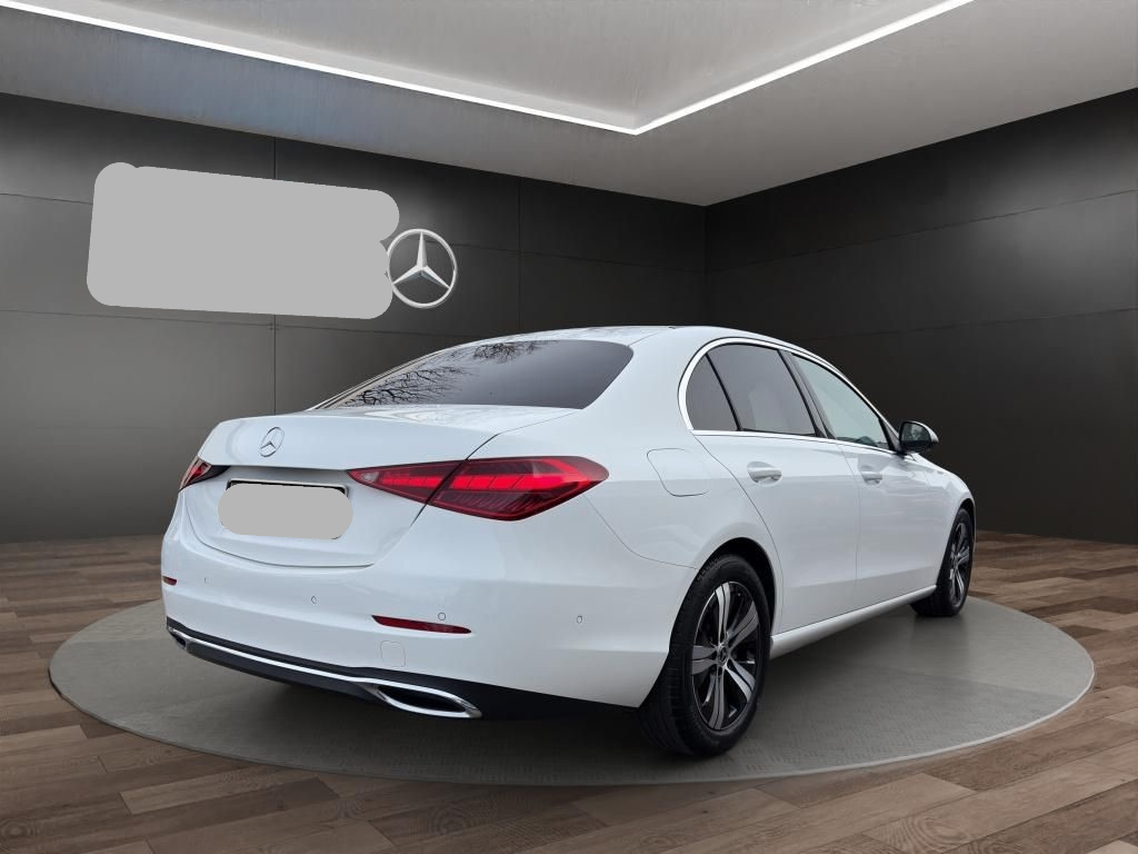 مرسيدس بنز C Class 2023