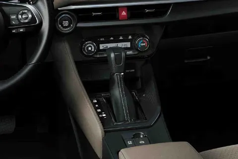 New Toyota Yaris 1.5L SE 2024