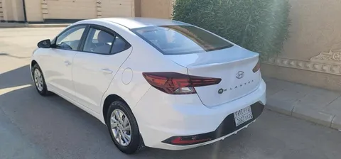Hyundai Elantra 2019