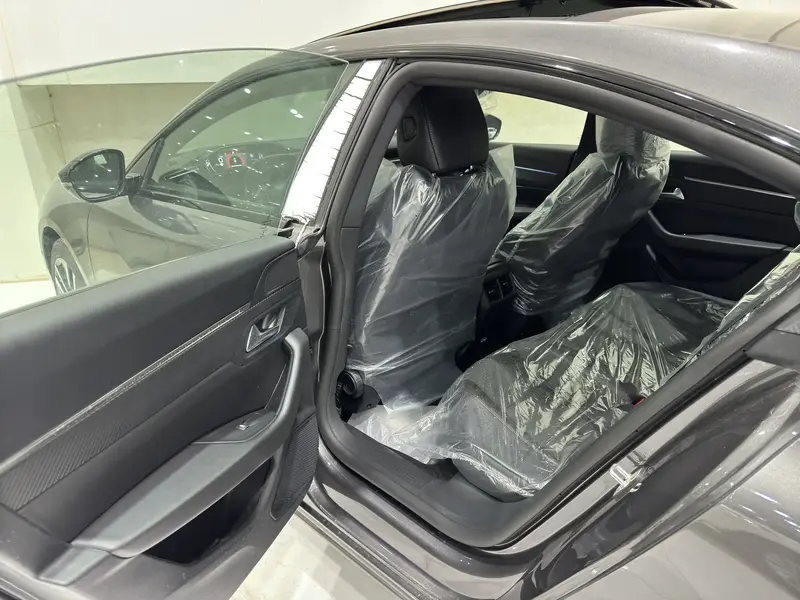 Discover undefined undefined Exterior Interior Images.Find all aspects and details of cars.
