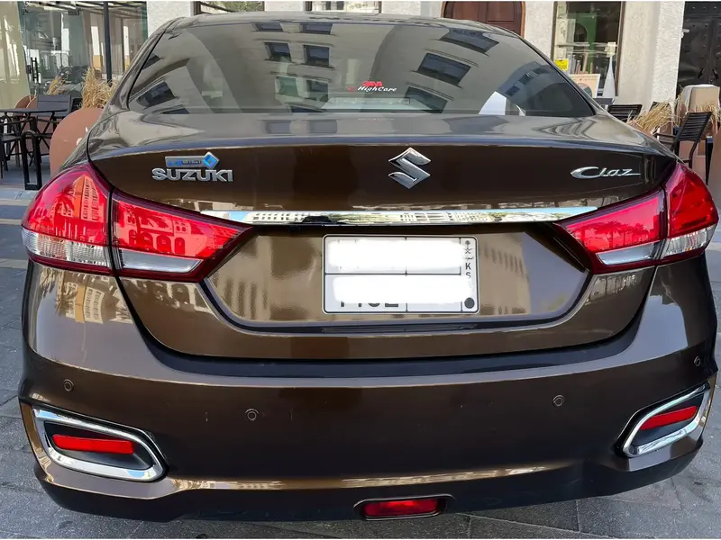 Discover undefined undefined Exterior Interior Images.Find all aspects and details of cars.