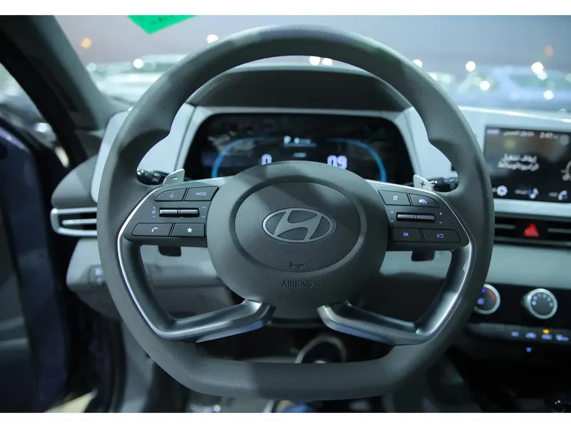 Hyundai Elantra 2025