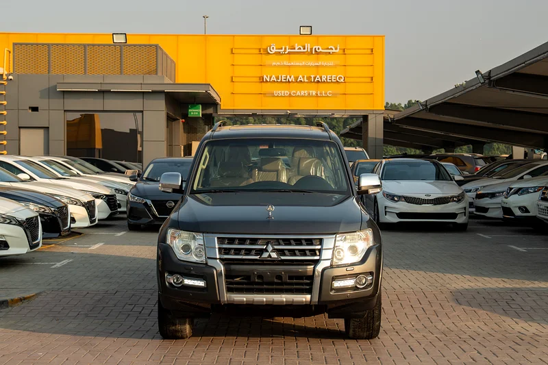 Mitsubishi Pajero 2015