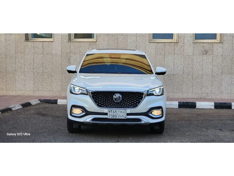 MG HS 2021