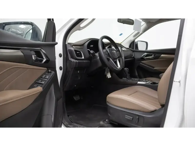 Isuzu MUX 2024