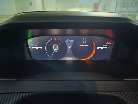 Discover undefined undefined Exterior Interior Images.Find all aspects and details of cars.