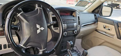 Mitsubishi Pajero 3.5L GLS 5 Door 2016