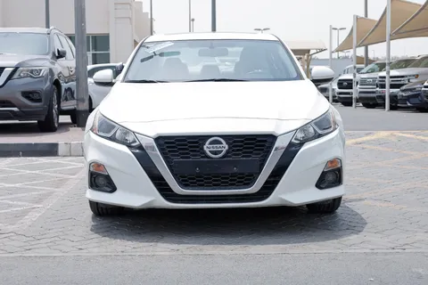 Nissan Altima 2021