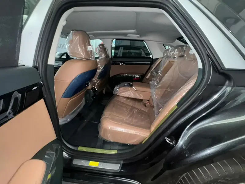 Hyundai Azera 2025
