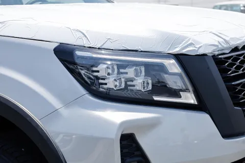Discover undefined undefined Exterior Interior Images.Find all aspects and details of cars.