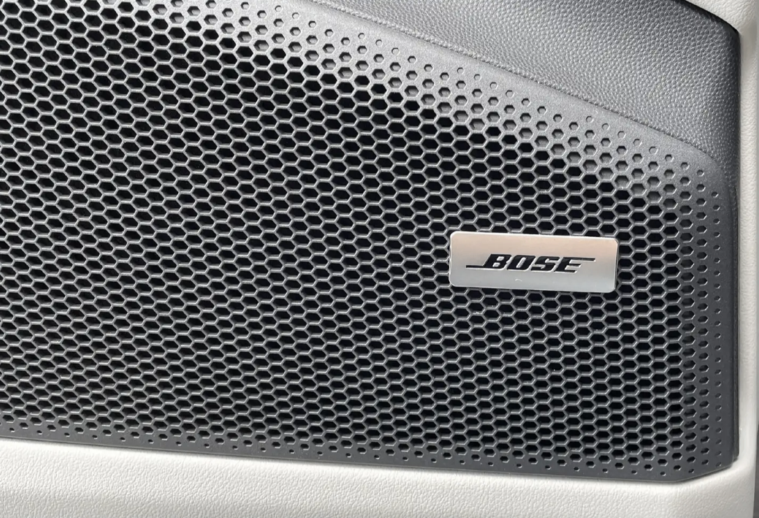 بورش ماكان 2025