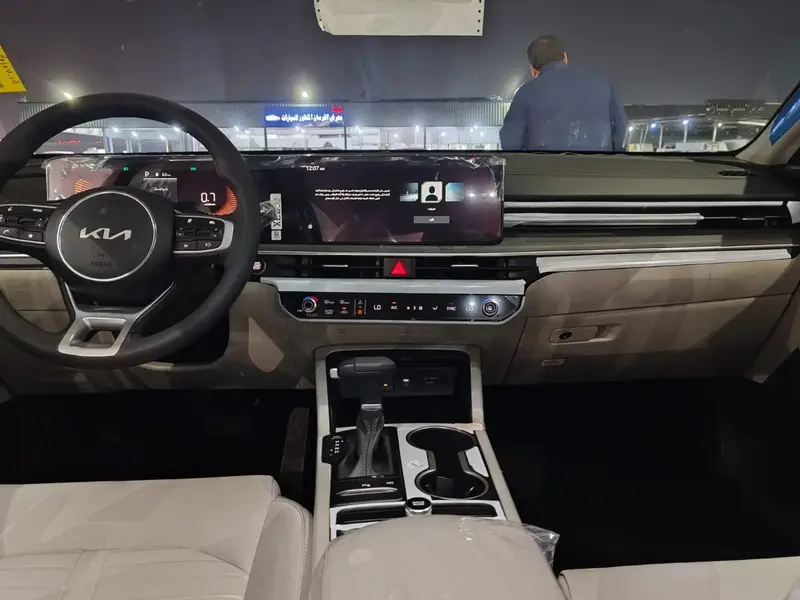 KIA K5 2025