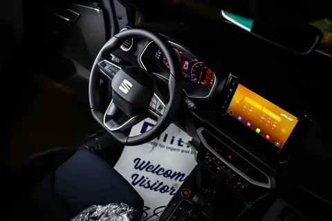 Discover undefined undefined Exterior Interior Images.Find all aspects and details of cars.