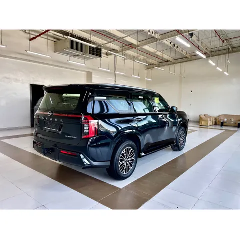 Discover undefined undefined Exterior Interior Images.Find all aspects and details of cars.
