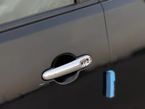 Discover undefined undefined Exterior Interior Images.Find all aspects and details of cars.