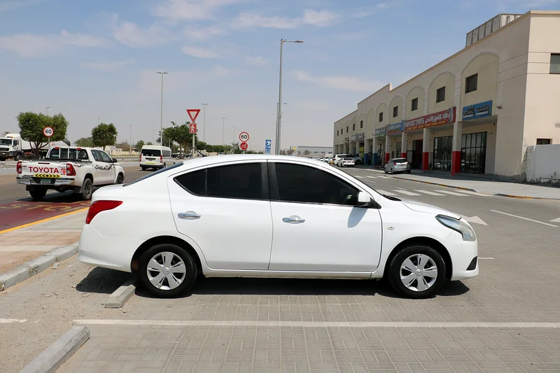 Nissan Sunny 2019