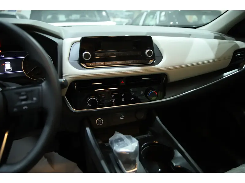 Nissan X-Trail 2025
