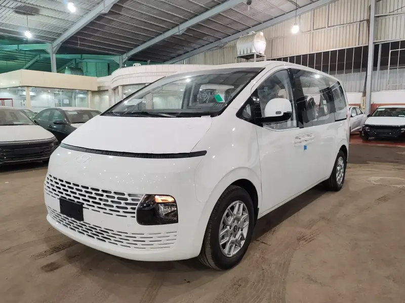 Hyundai Staria 2025