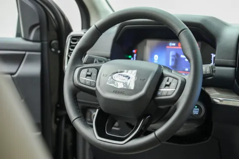 New Ford Everest  2.3L XLT AWD 2024