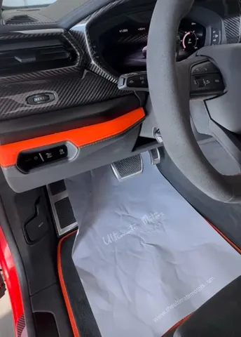 New Lamborghini Urus 4.0T V8 2025