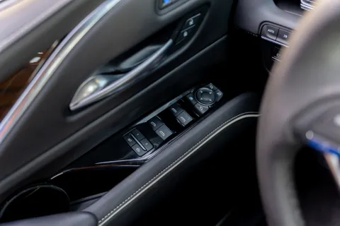 New Cadillac Escalade 6.2L Sport Platinum 2023