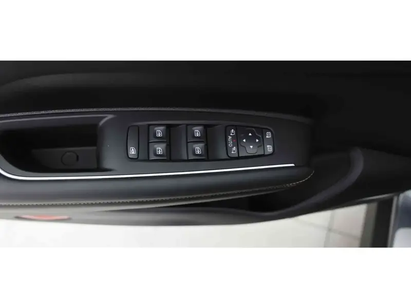 Renault Koleos 2025