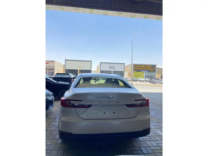 Toyota Camry 2025