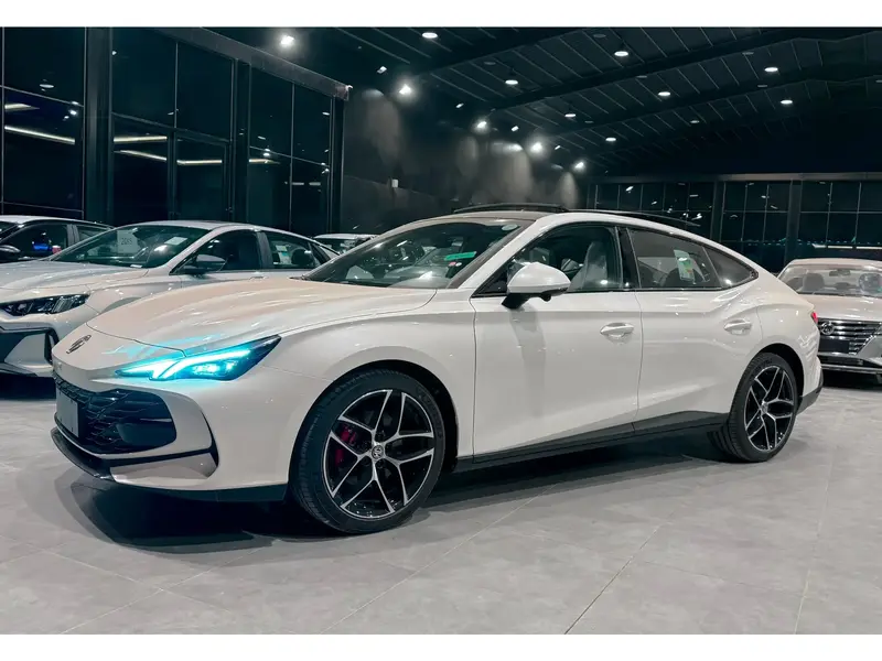 Discover undefined undefined Exterior Interior Images.Find all aspects and details of cars.