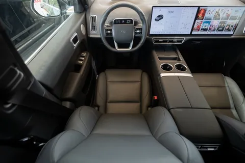 New Li Auto L7 2023