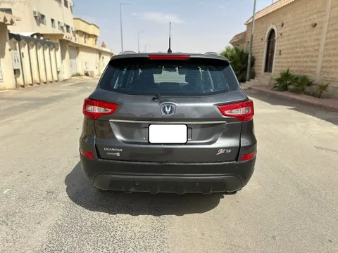 Discover undefined undefined Exterior Interior Images.Find all aspects and details of cars.