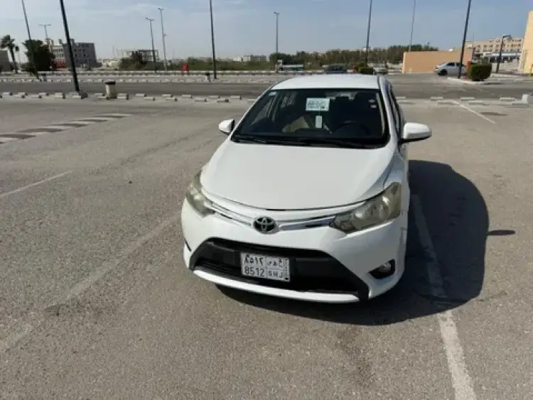 toyota toyota-yaris image Toyota Yaris 2016
