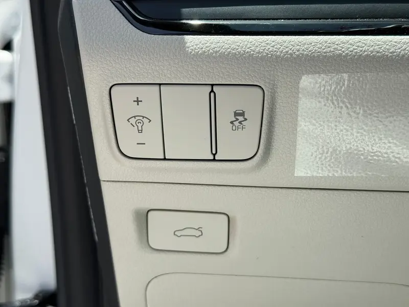 KIA K5 2025