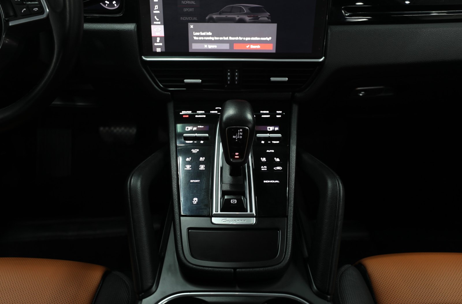 Cayenne | 2,700 AED Monthly | Low Km | Under Warranty Till 2027