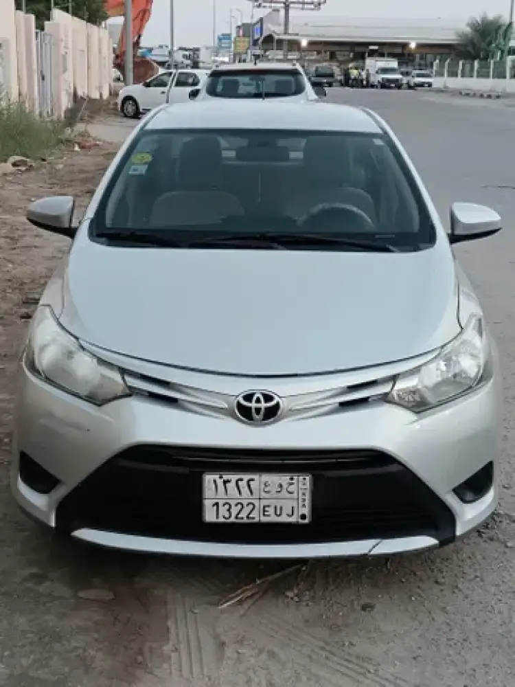 toyota toyota-yaris image Toyota Yaris 2016