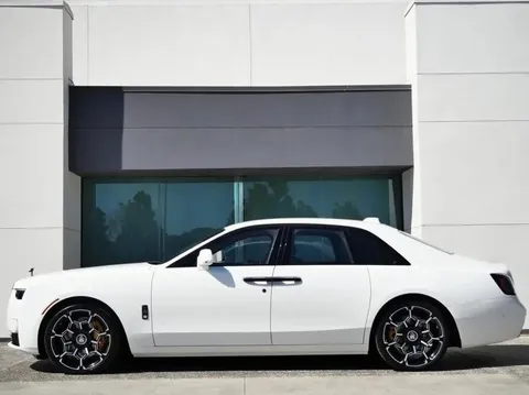 New Rolls Royce Ghost 6.6L Black Badge 2025