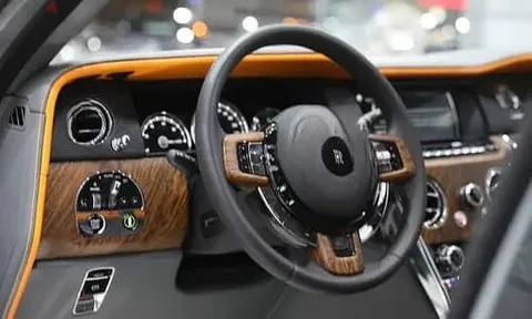 Discover undefined undefined Exterior Interior Images.Find all aspects and details of cars.