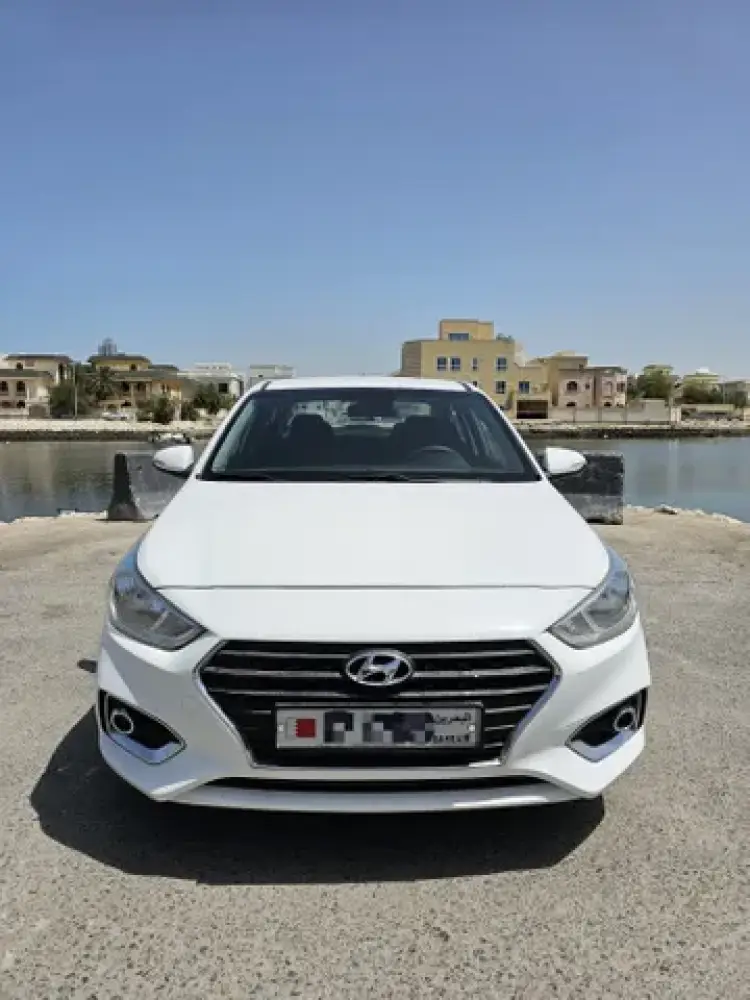 hyundai hyundai-accent image Hyundai Accent 1.6L 2019