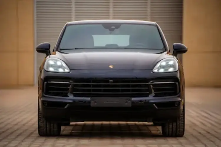 porsche cayenne-coupe image Porsche Cayenne Coupe Base 2022