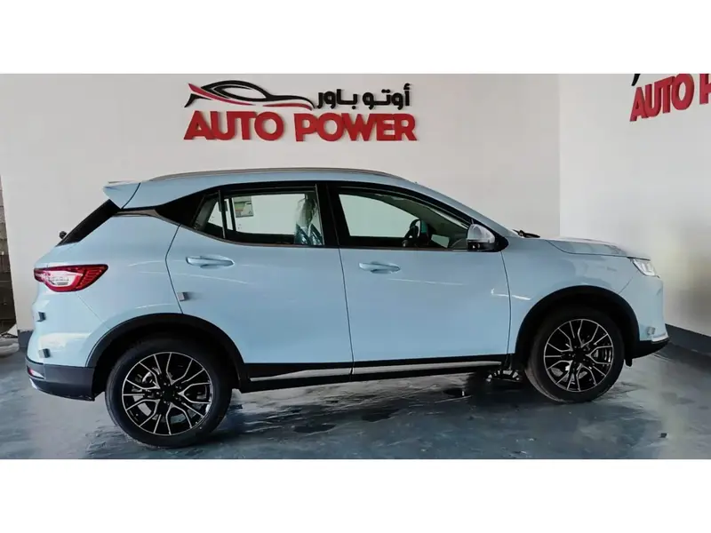 Discover undefined undefined Exterior Interior Images.Find all aspects and details of cars.