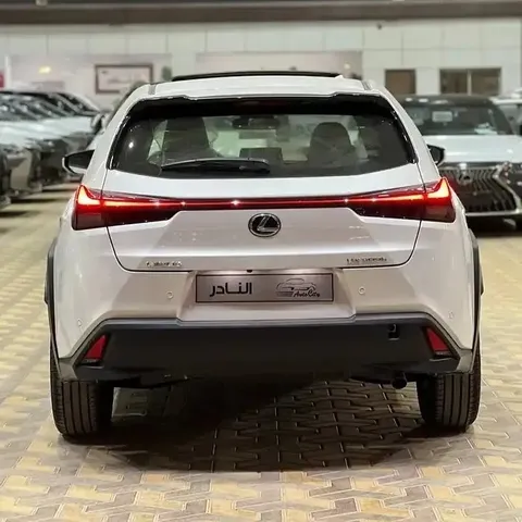 Discover undefined undefined Exterior Interior Images.Find all aspects and details of cars.