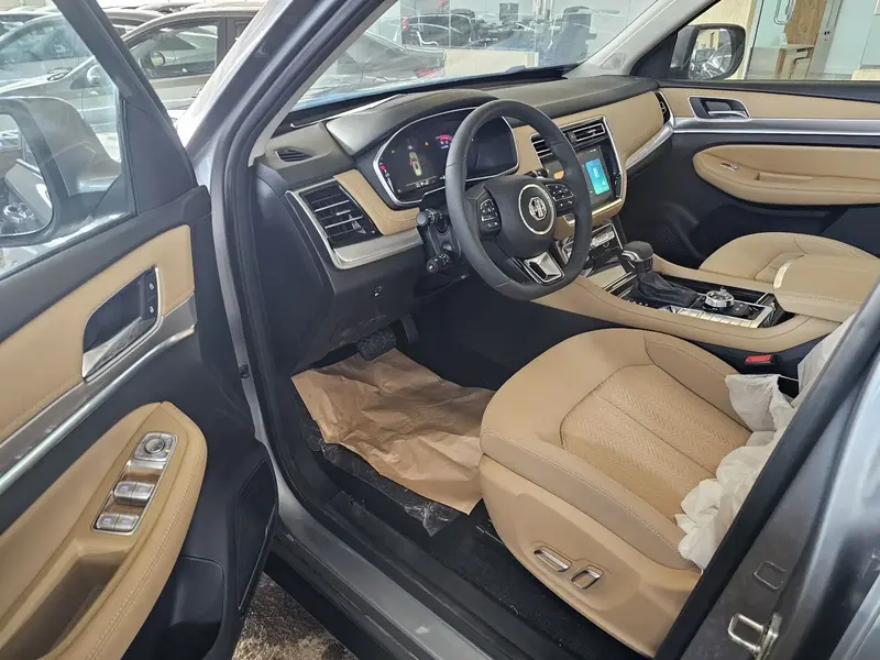 Discover undefined undefined Exterior Interior Images.Find all aspects and details of cars.