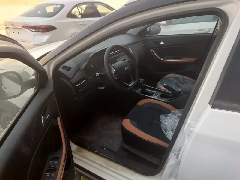 Discover undefined undefined Exterior Interior Images.Find all aspects and details of cars.