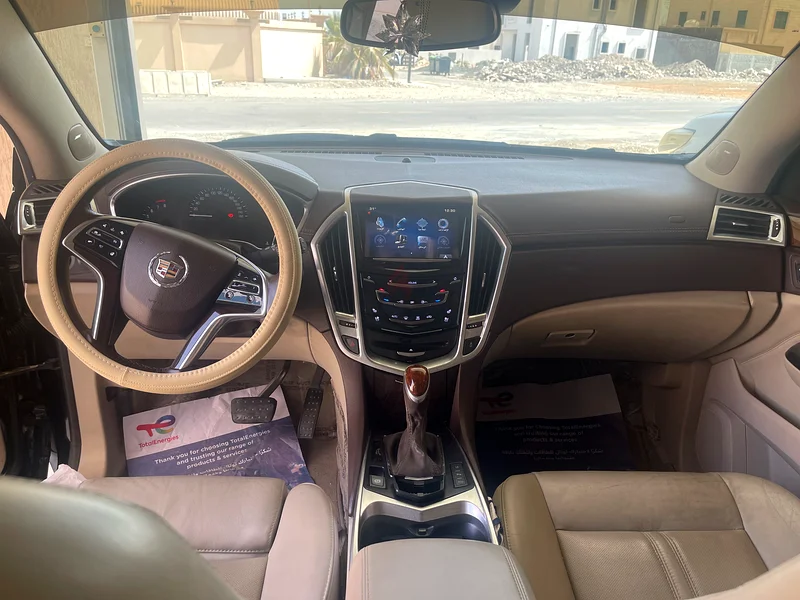 كاديلاك SRX 2015