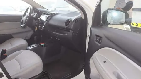 Mitsubishi Mirage 2023