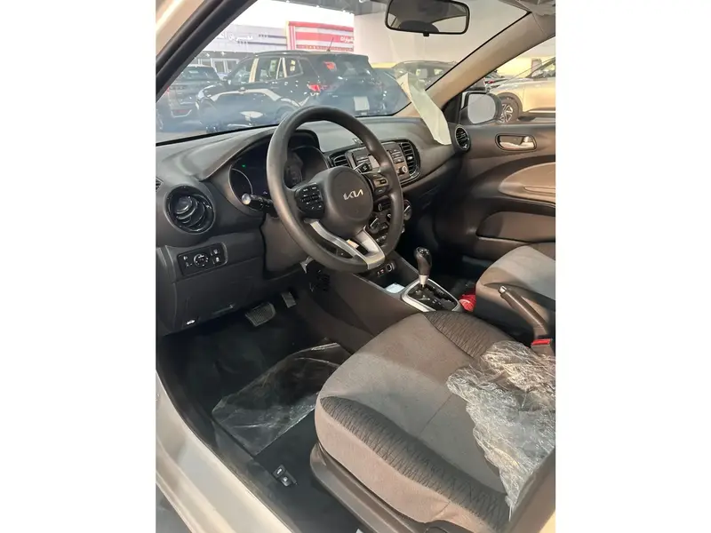 KIA Pegas 2025